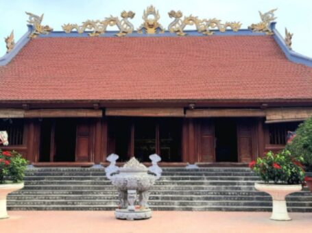 Đền Tam Giang, chùa Đại Bi – Điểm nhấn vùng ngã 3 Bạch Hạc