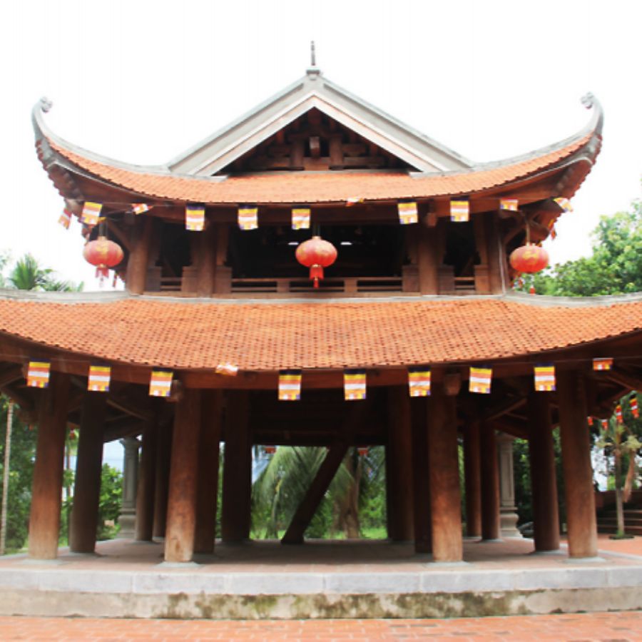 bien19.biz gac chuong tam quan Chùa Phổ Quang - Nơi lưu giữ bảo vật quốc gia “Bàn thờ phật bằng đá”