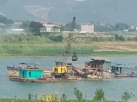 Phú Thọ: Siết chặt hoạt động khai thác cát, sỏi, ngăn chặn hành vi khai thác trái phép