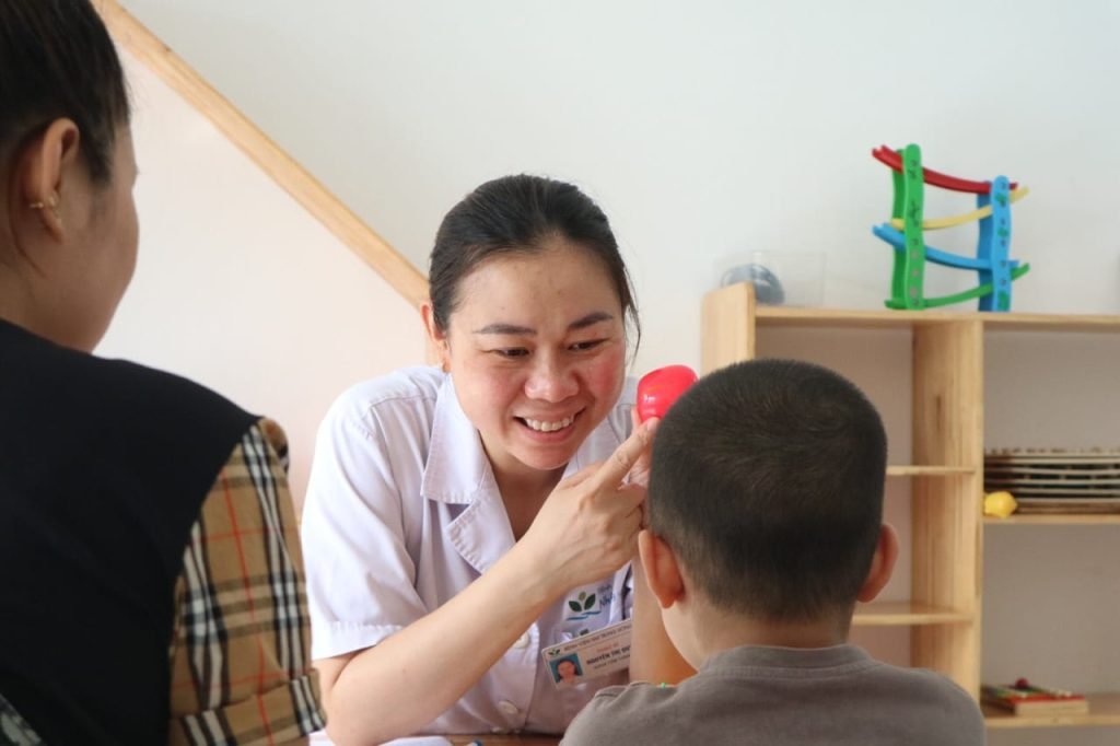 5 lý do Trung tâm Vầng Dương là địa chỉ tin cậy trong can thiệp cho Trẻ Đặc Biệt 2 5 lý do Trung tâm Vầng Dương là địa chỉ tin cậy trong can thiệp cho Trẻ Đặc Biệt