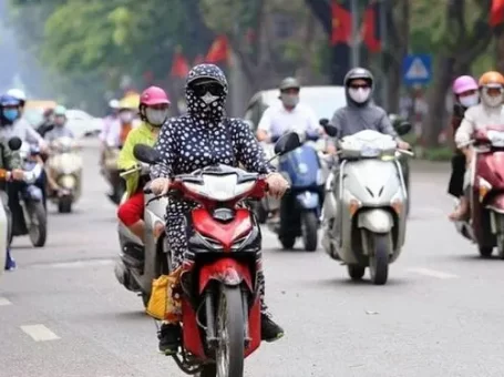 Nắng nóng miền Bắc tái xuất, thời tiết oi bức đến bao giờ?