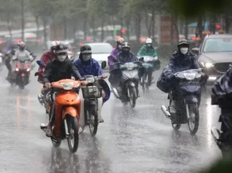 Từ chiều tối nay, miền Bắc chuyển mưa dông