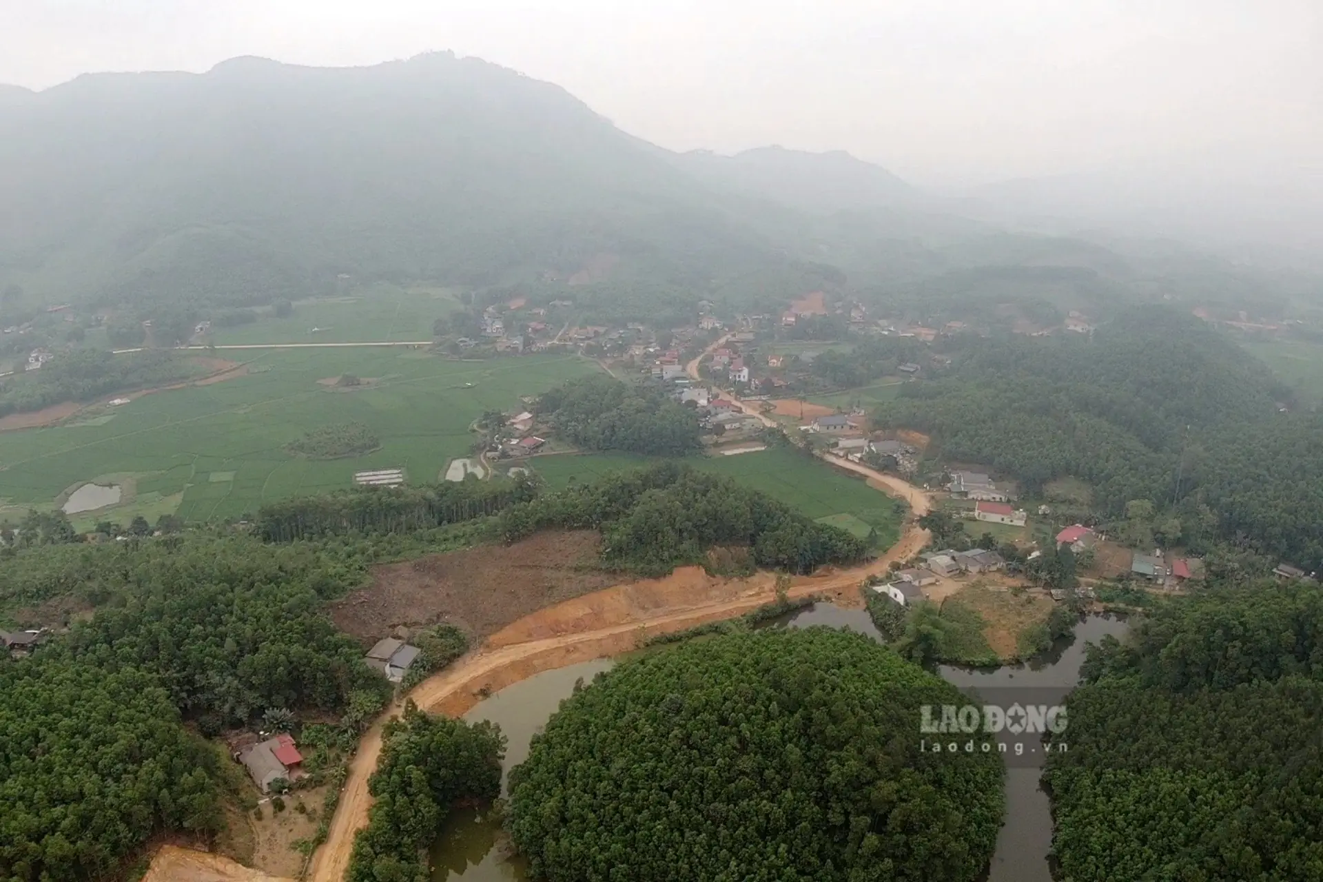 xa hoi 3 1 Bác thông tin dự án gần 300 tỉ đồng ở Phú Thọ tái sử dụng đường cống cũ