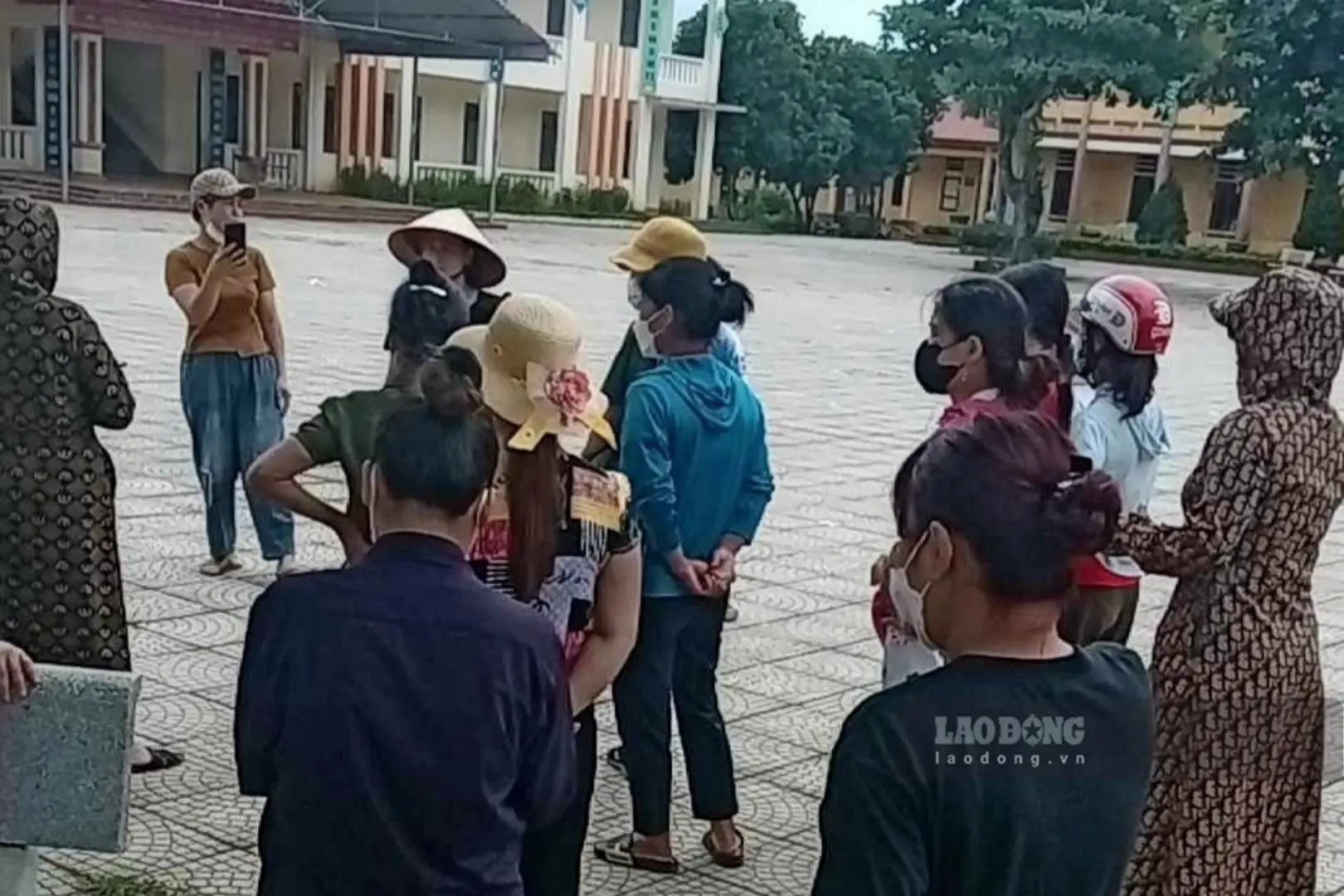 xa hoi 3 Gia hạn thanh tra vụ ngôi trường bị phụ huynh “quây” ở Phú Thọ