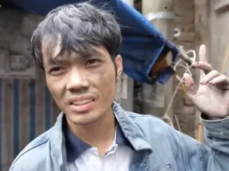 Shipper Nguyễn Đăng Văn - Ảnh: MINH HẢI