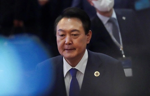 Hàn Quốc Đề Nghị Lệnh Bắt Tổng Thống Yoon Suk-yeol Sau Khi Phớt Lờ Lệnh Triệu Tập